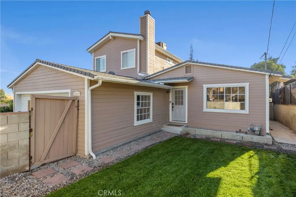 25048 Wheeler, Newhall, CA 91321 - #1