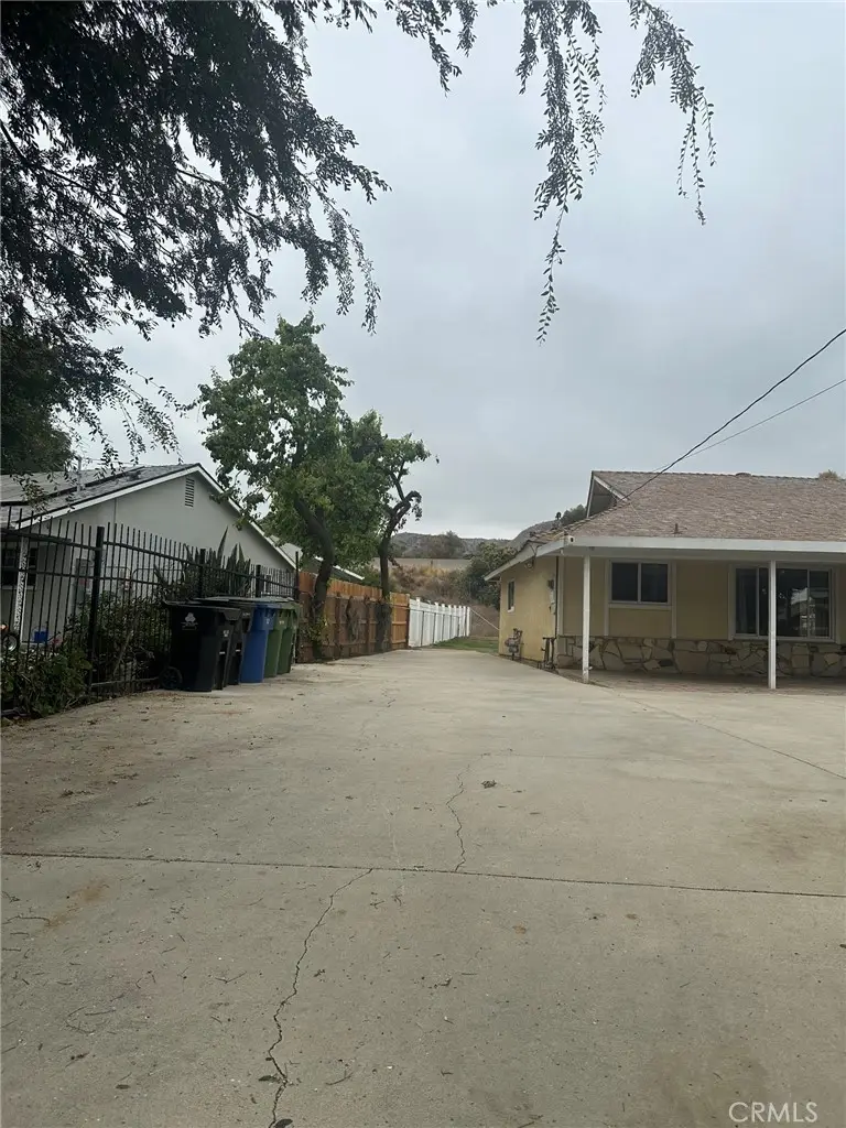 10525 Woldrich, Sylmar, CA 91342 - #2