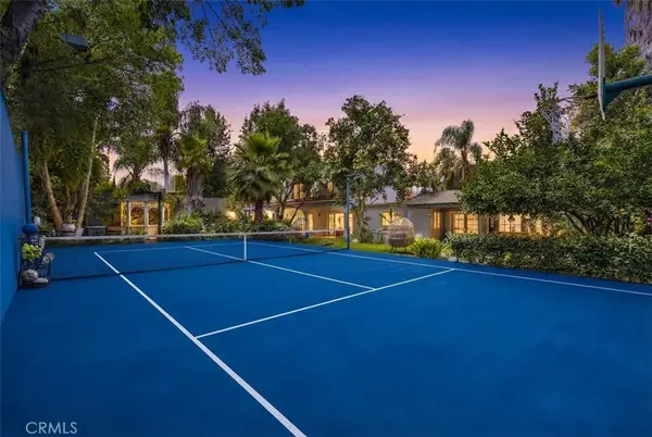 19436 Hatteras Street, Tarzana, CA 91356