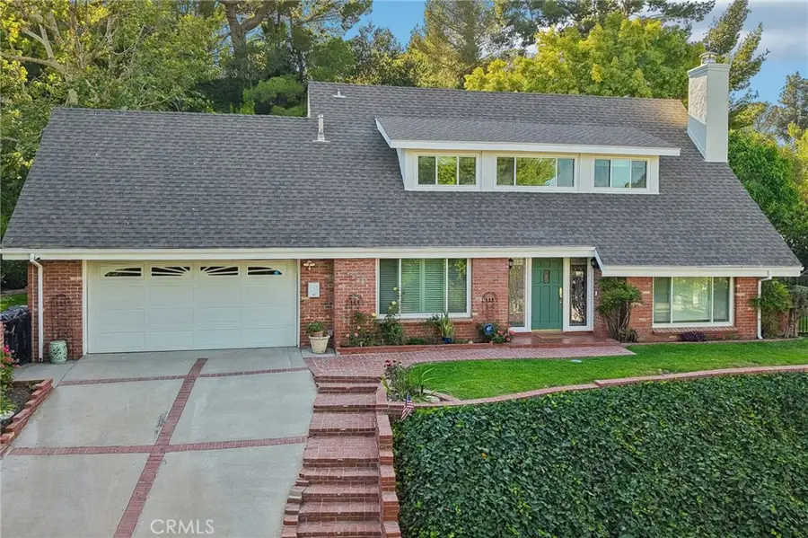 12055 Dresden Place, Granada Hills, CA 91344 - #2
