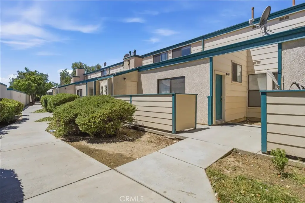 44550 15th Street E #8, Lancaster, CA 93535 - #1