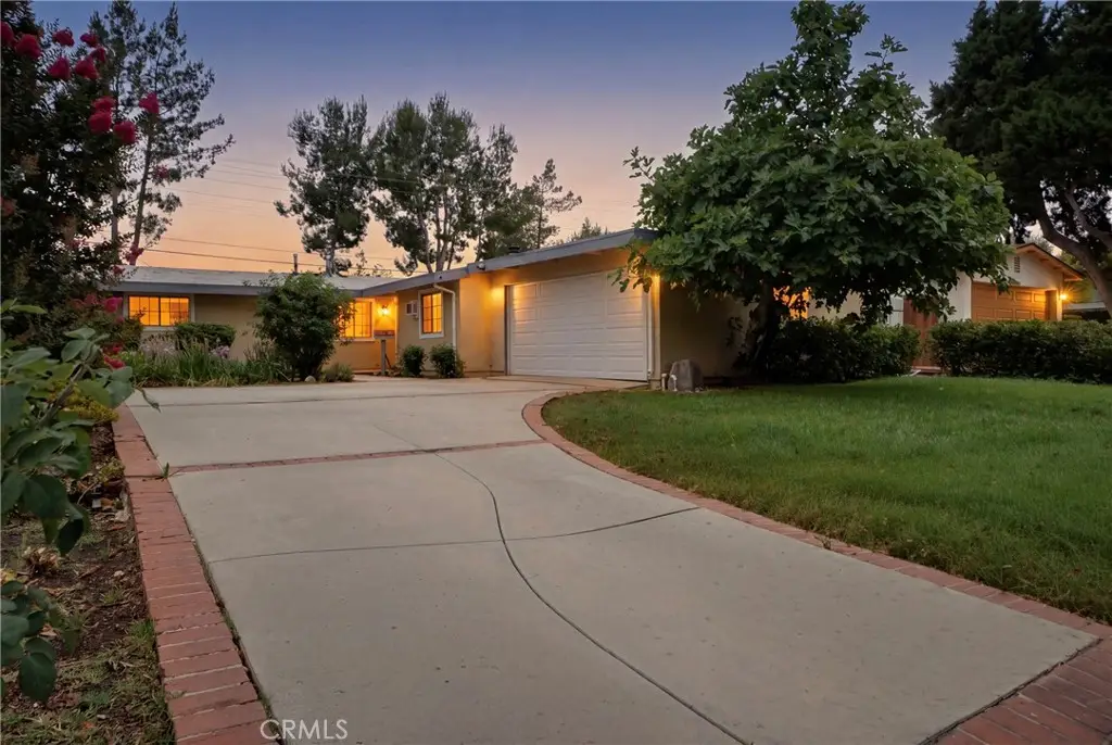 20510 Hamlin St, Winnetka, CA 91306 - #1