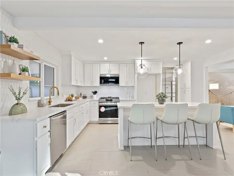 2057 Woodglen Street, Simi Valley, CA 93065 - #3