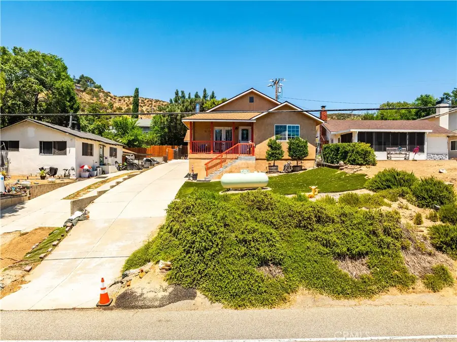 14977 Elizabeth Lake Rd, Elizabeth Lake, CA 93532 - #2
