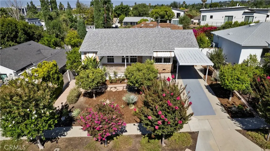 5126 Avenida Oriente, Tarzana, CA 91356 - #1