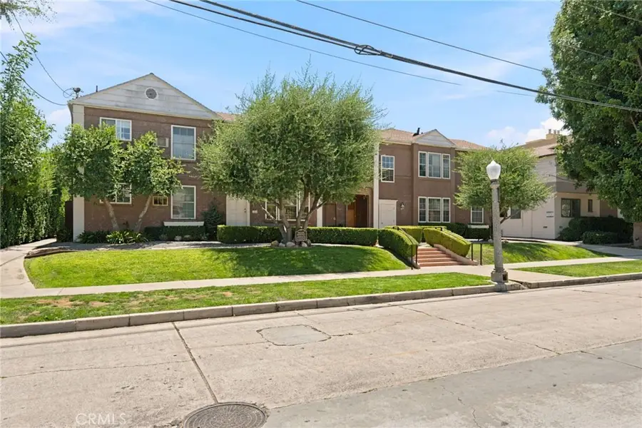 15034 Dickens, Sherman Oaks, CA 91403 - #2