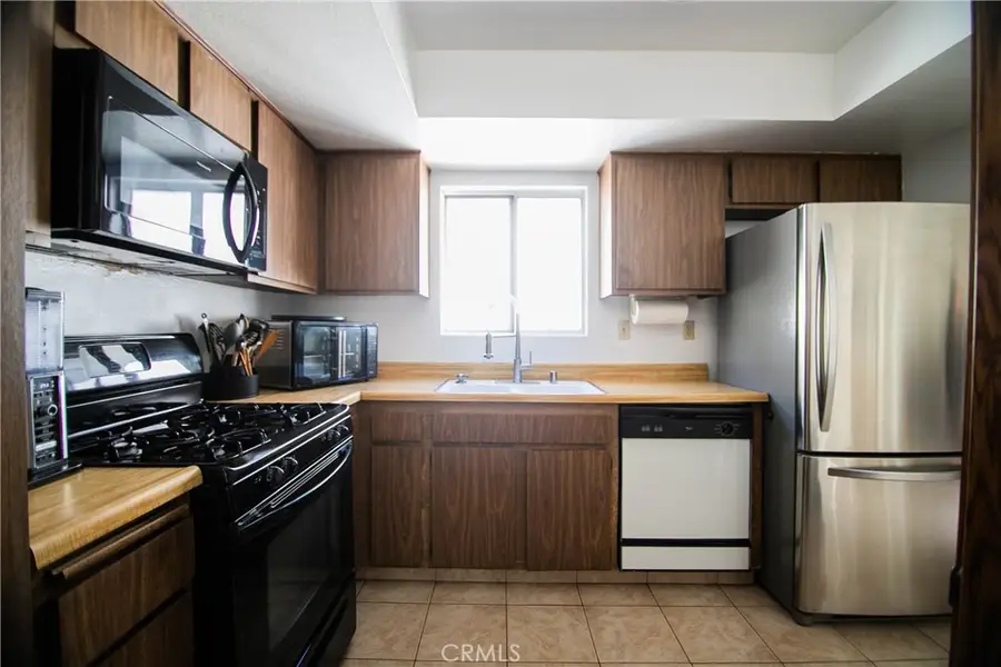 639 E Olive #5, Burbank, CA 91501 - #3