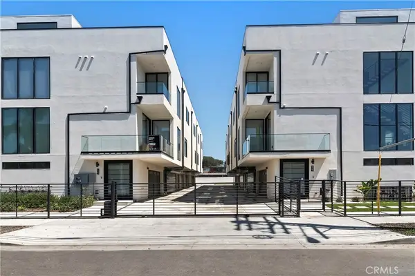 6511 N Contour, North Hollywood, CA 91606