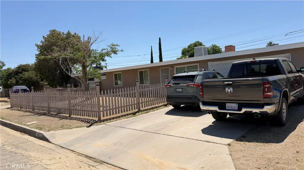 44423 3rd E, Lancaster, CA 93535 - #1