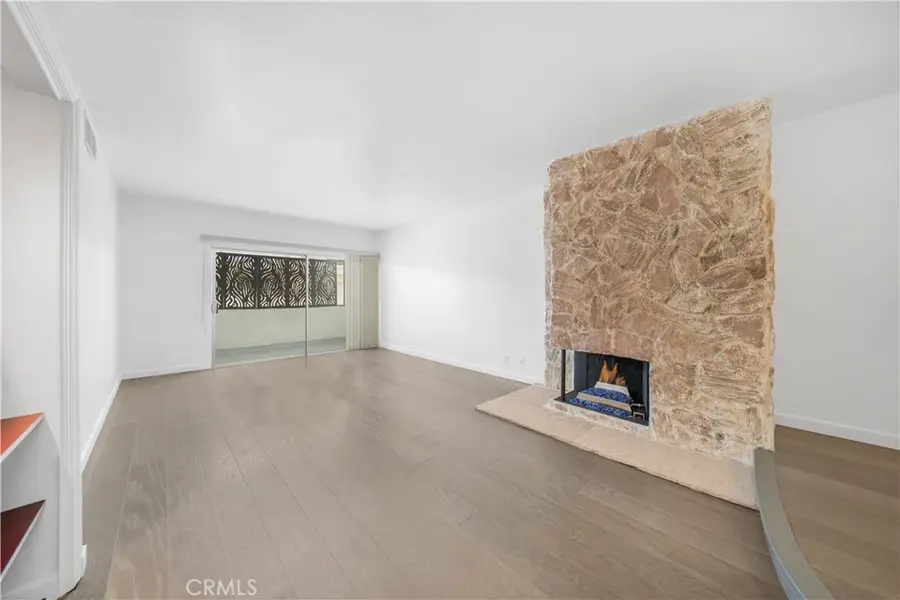 521 Montana Avenue #211, Santa Monica, CA 90403 - #3