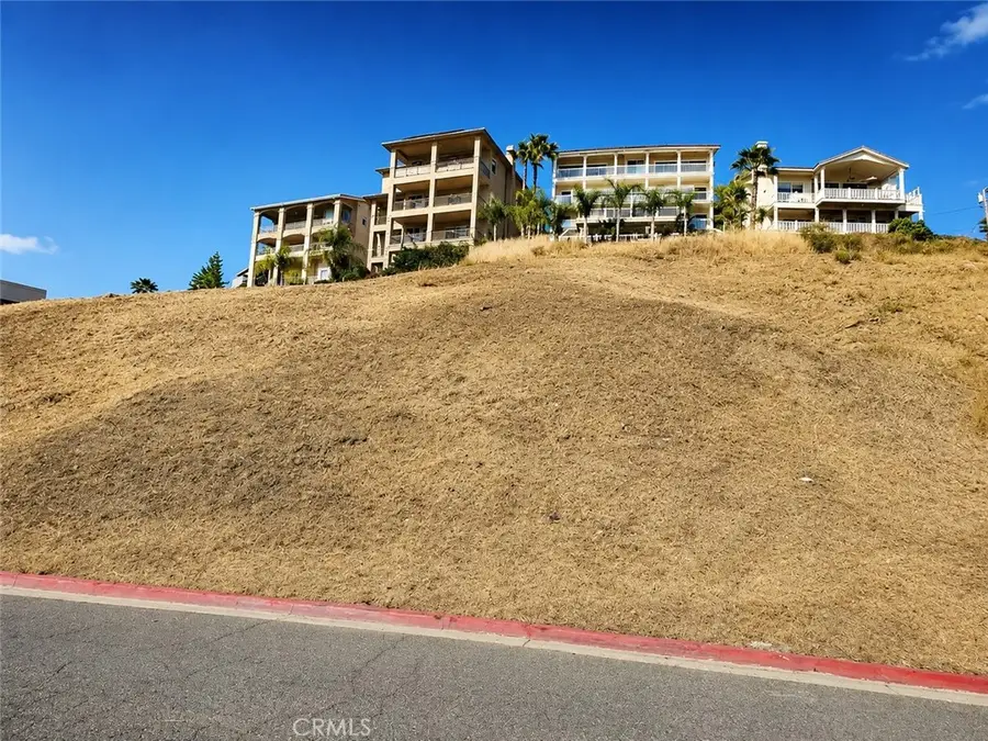 22343 San Joaquin Drive, Canyon Lake, CA 92587 - #2