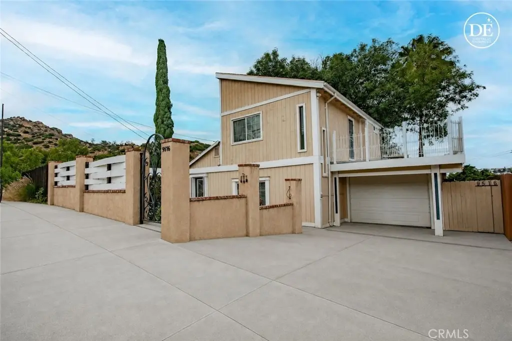9516 Dennis, Chatsworth, CA 91311 - #1