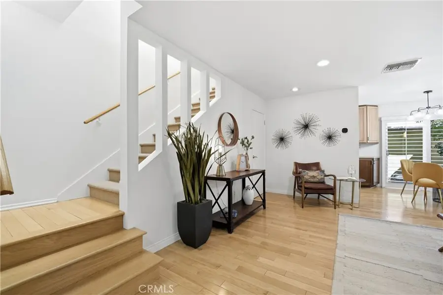 11138 Aqua Vista #17, Studio City, CA 91602 - #3