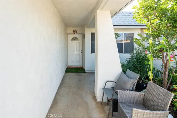 309 Calle Montecito, Oceanside, CA 92057