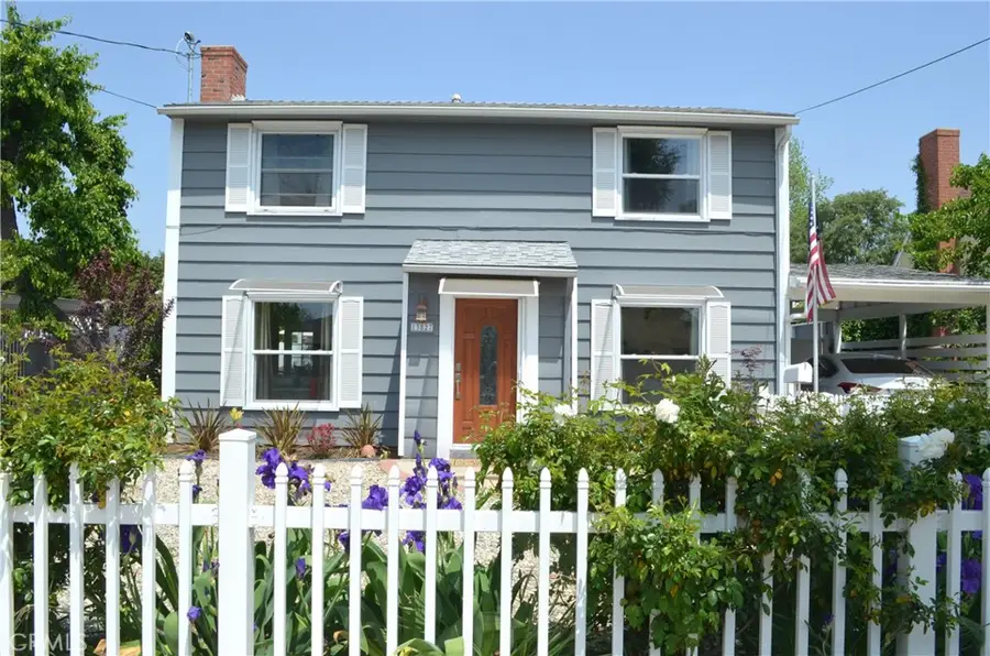 13827 Calvert Street, Valley Glen, CA 91401 - #3
