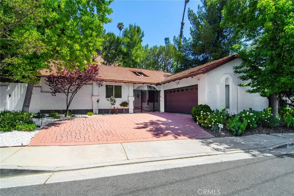19611 Rosita Street, Tarzana, CA 91356 - #1