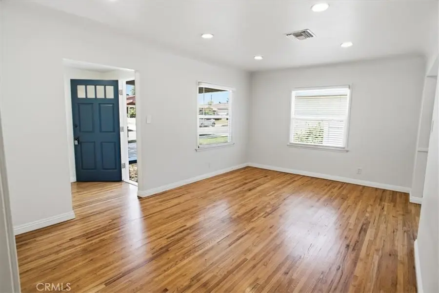 1440 N Evergreen, Burbank, CA 91505 - #2