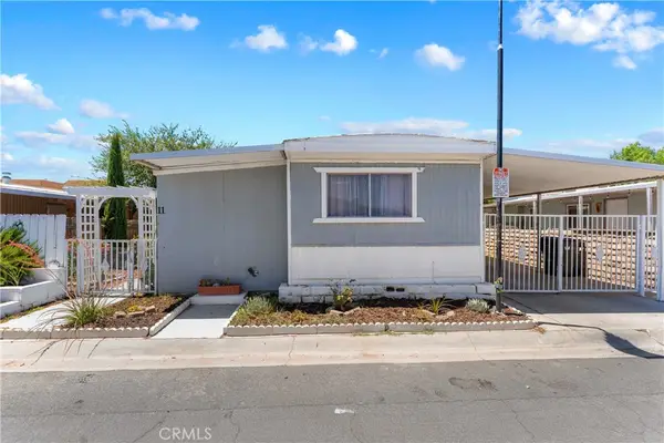 3300 15th W #11, Rosamond, CA 93560