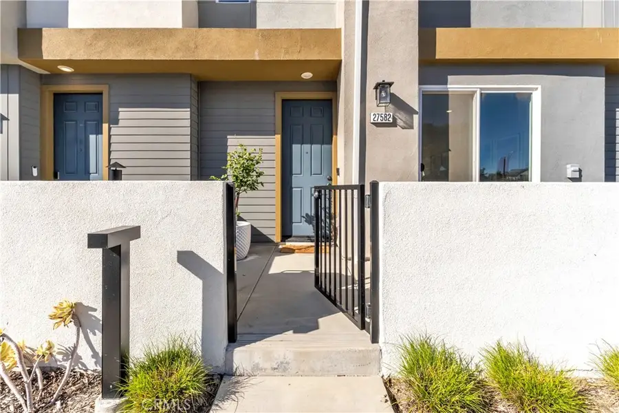 27582 Manzanita Way, Valencia, CA 91381 - #3