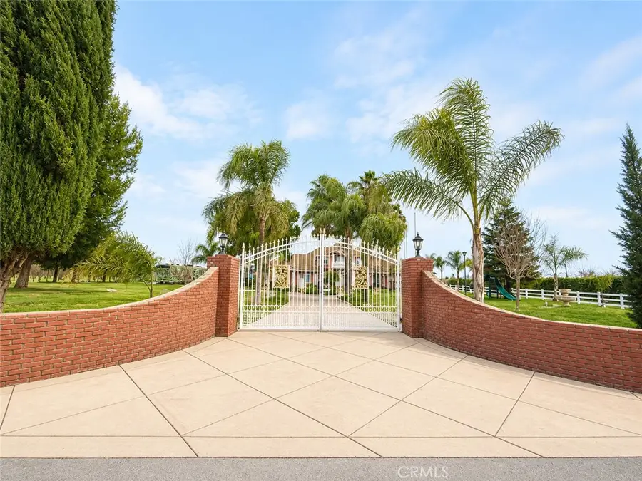 9886 S Mckinley Avenue, French Camp, CA 95231 - #2