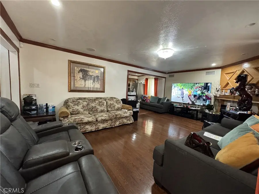 14921 Titus, Panorama City, CA 91402 - #2