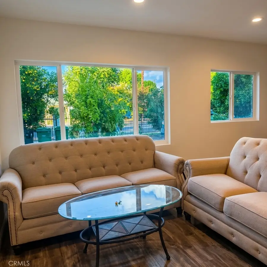 22522 Clarendon, Woodland Hills, CA 91367 - #3