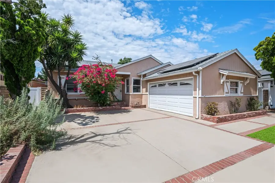 14515 Daubert, San Fernando, CA 91345 - #3