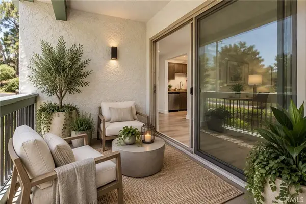 4610 Park Granada #4, Calabasas, CA 91302