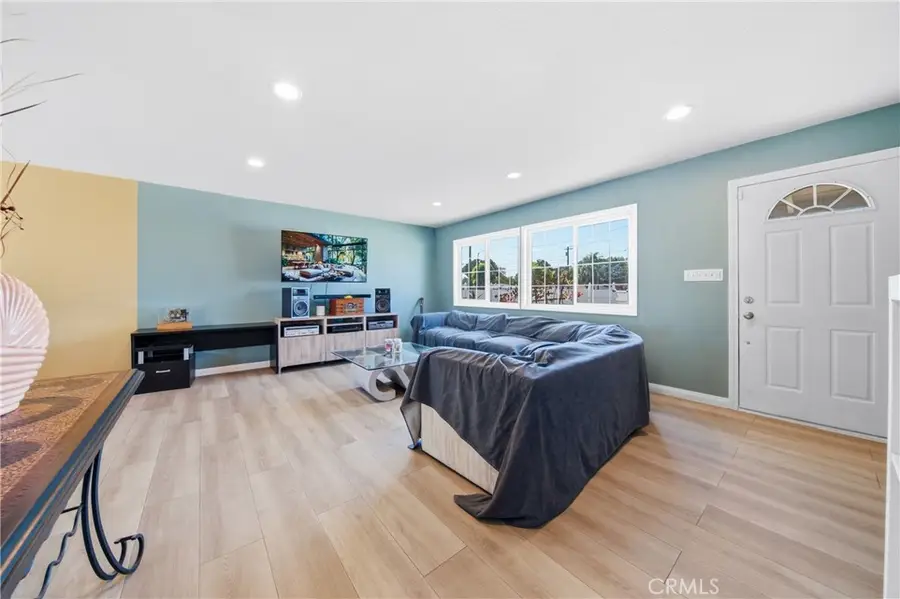16201 Napa, North Hills, CA 91343 - #3