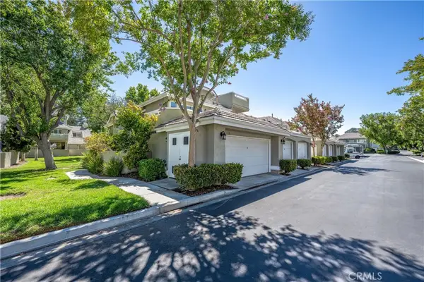 26127 Mcbean Parkway #35, Valencia, CA 91355