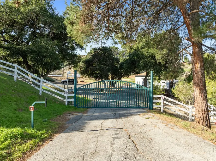 29826 Arroyo Oak, Castaic, CA 91384 - #2