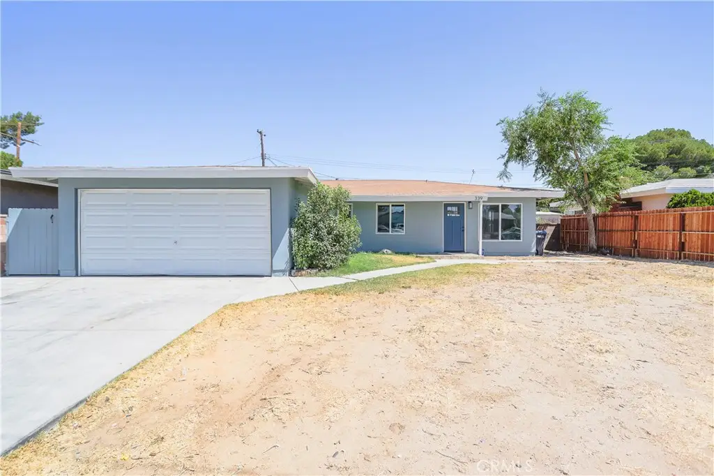 339 E Kildare Street, Lancaster, CA 93535 - #1