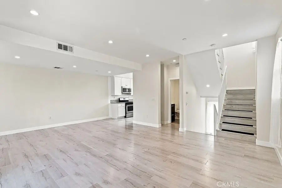 15340 Lassen, Mission Hills, CA 91345 - #2