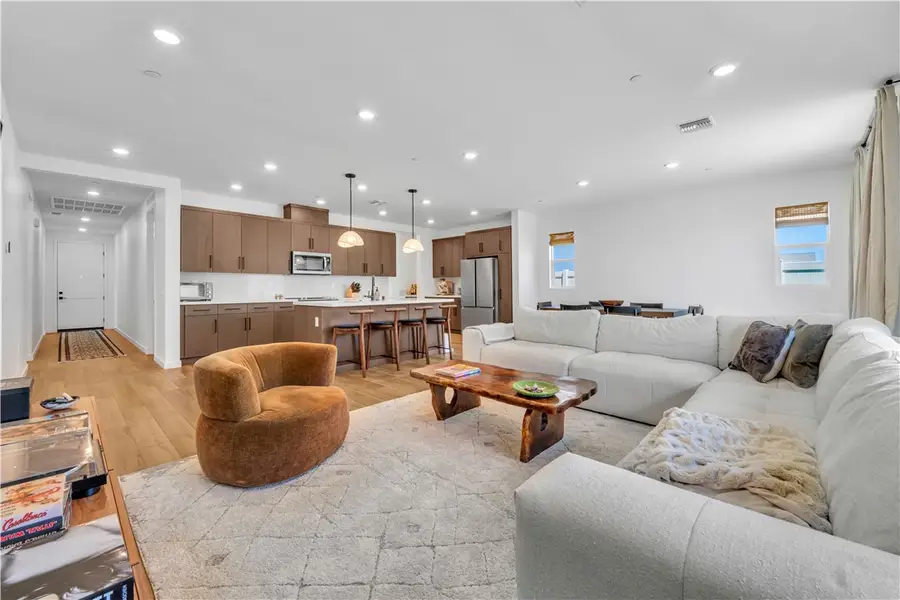 3230 Emerald Ln, Lancaster, CA 93535 - #3