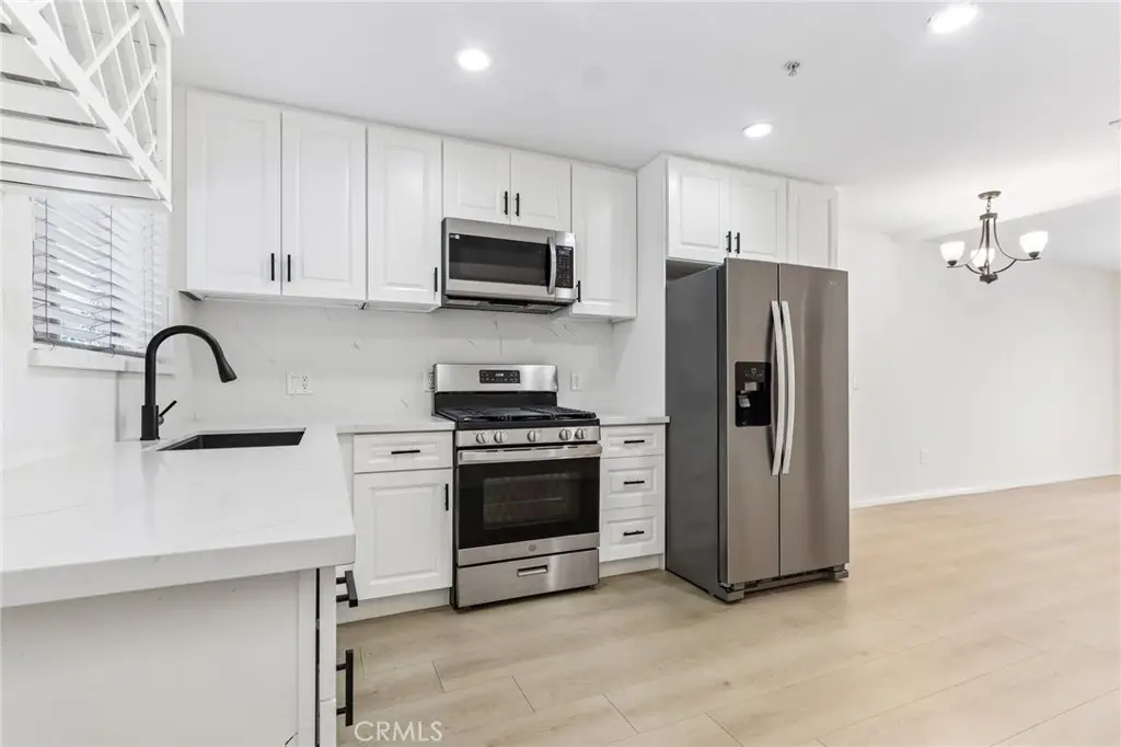 14618 Gilmore Street #16, Van Nuys, CA 91411 - #1