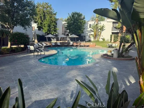 18645 Hatteras, Tarzana, CA 91356