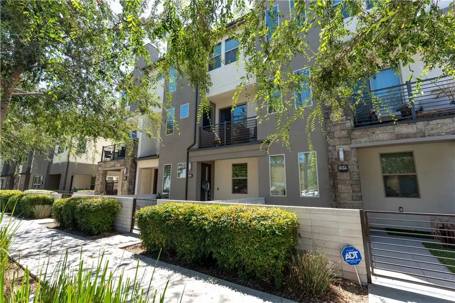 19547 Cardigan, Northridge, CA 91324 - #2