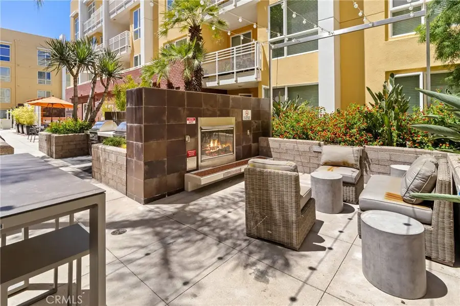 21301 Erwin Street #511, Woodland Hills, CA 91367 - #3