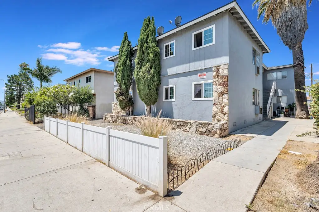 6925 Whitsett, North Hollywood, CA 91605 - #1