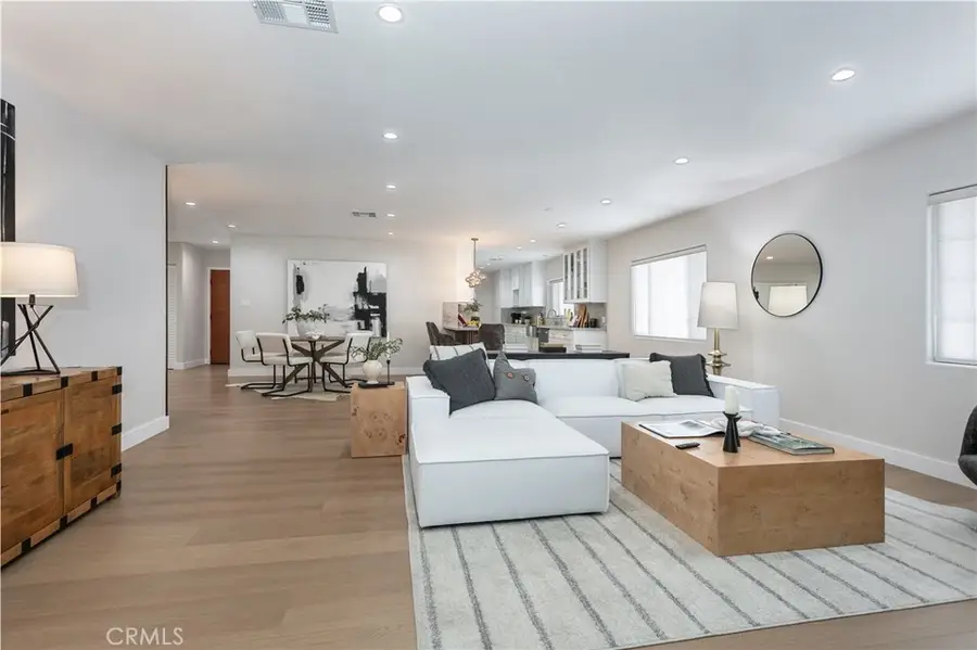 6853 Willis Avenue, Van Nuys, CA 91405 - #3