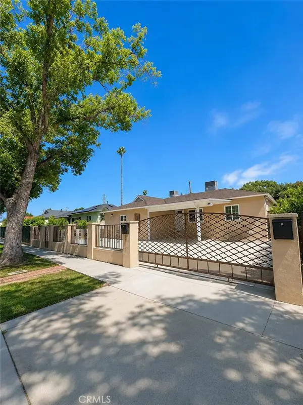 7918 Hazeltine Avenue, Panorama City, CA 91402