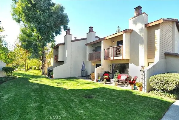 21555 Burbank #74, Woodland Hills, CA 91367