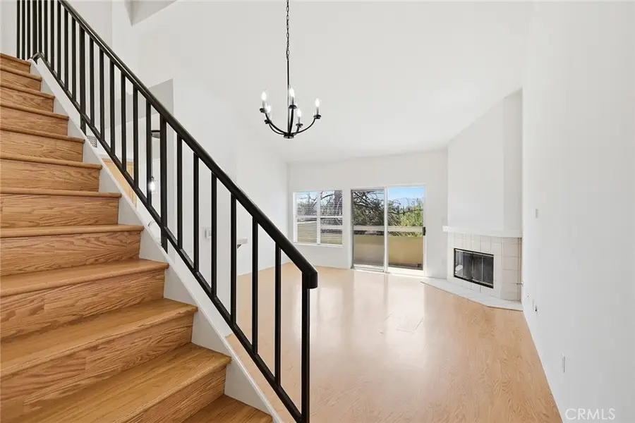 2731 Erringer, Simi Valley, CA 93065 - #3