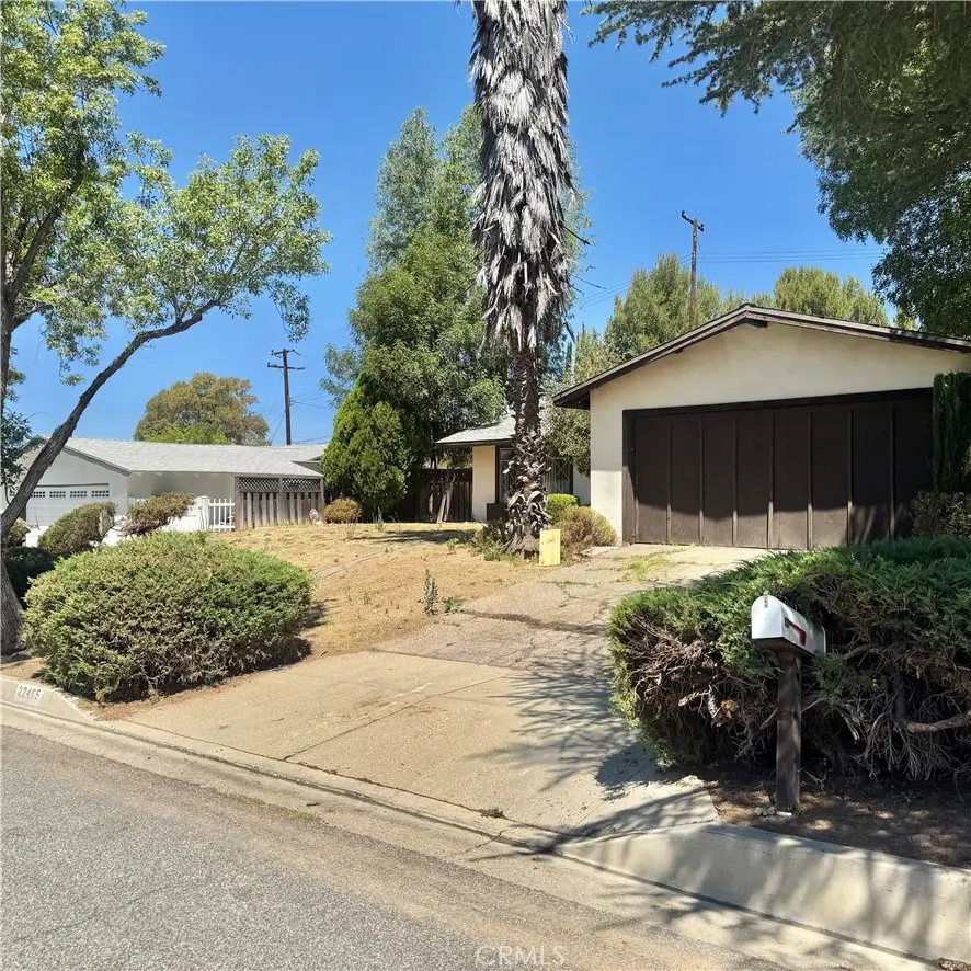 22465 Los Rogues, Saugus, CA 91350 - #2