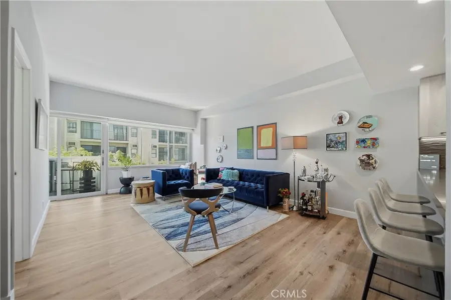 7135 Hollywood Boulevard #405, West Hollywood, CA 90046 - #2