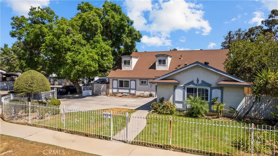 10845 Arbuckle Avenue, San Fernando, CA 91345 - #3