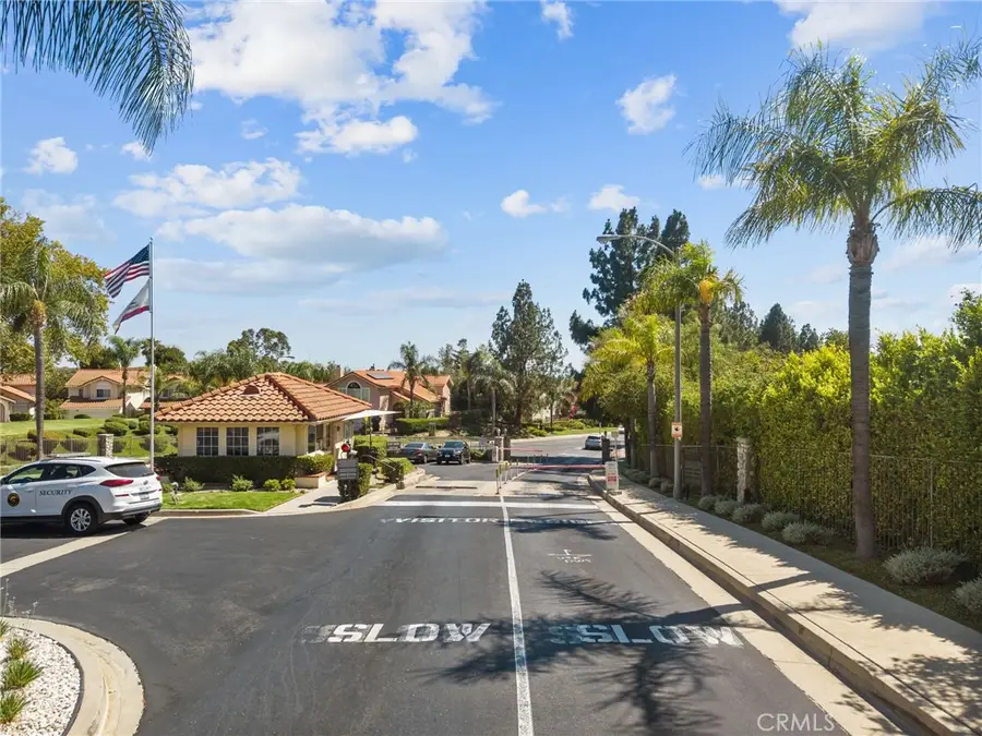 12219 High View Ridge, Northridge, CA 91326 - #3