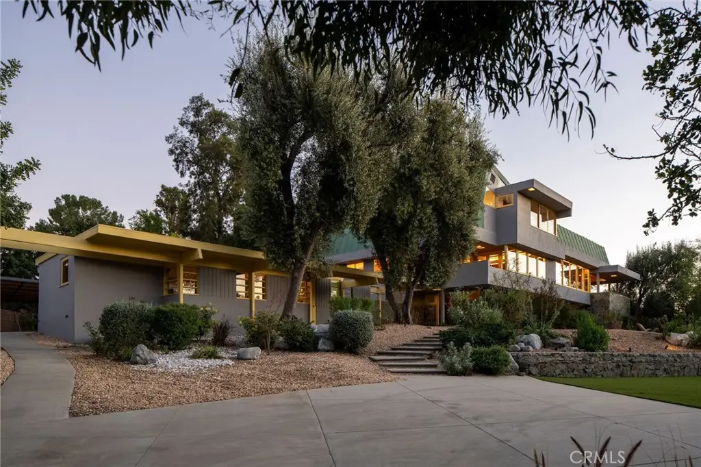 19950 Collier Street, Woodland Hills, CA 91364 - #1