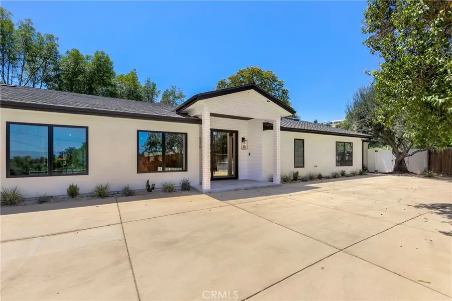 5200 Armida Drive, Woodland Hills, CA 91364 - #2