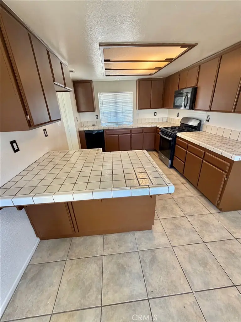 39355 169th E, Lake Los Angeles, CA 93591 - #3
